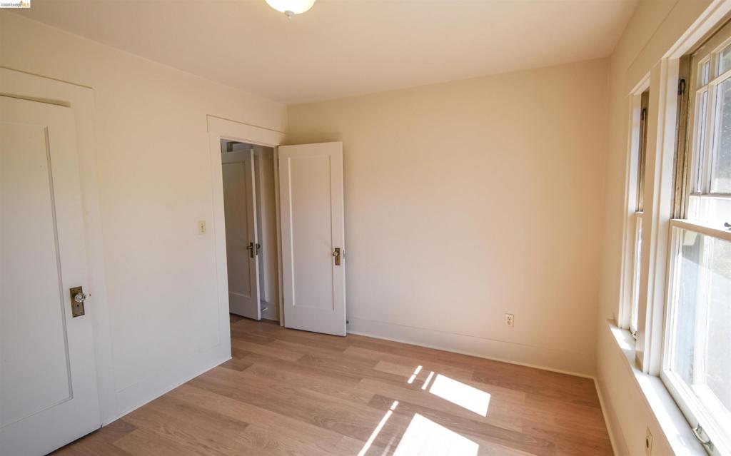 541 S Shepherd St Property Photo 25