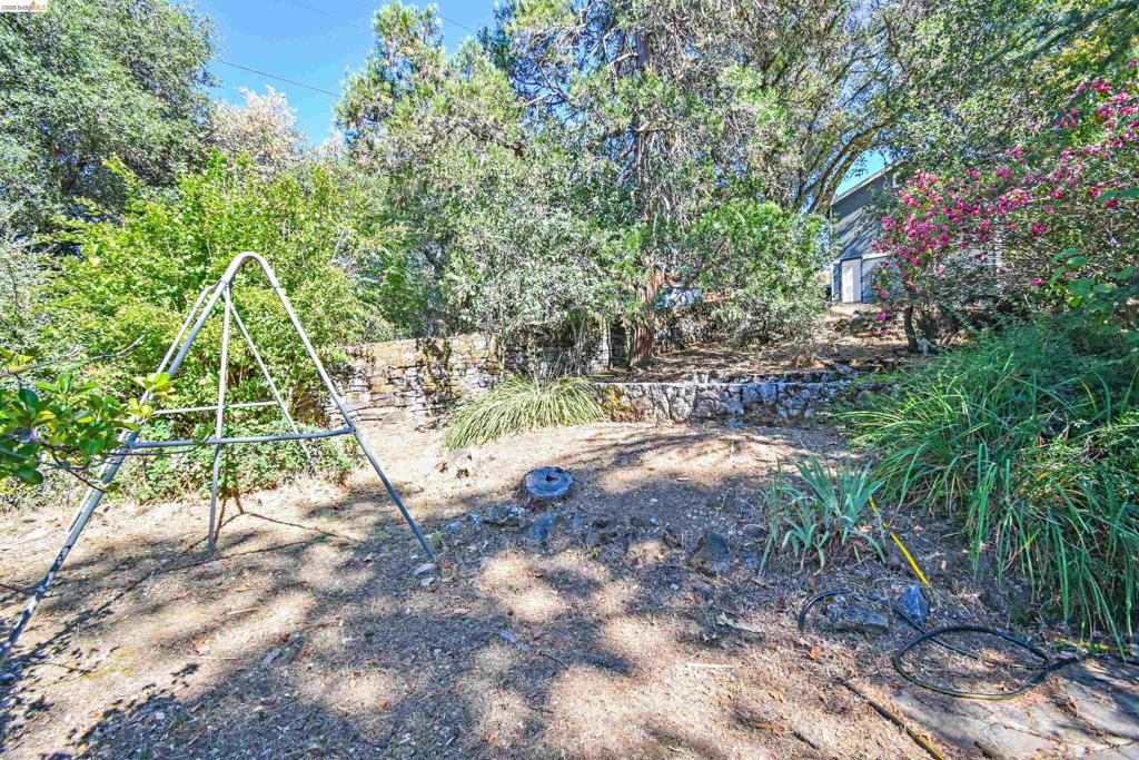541 S Shepherd St Property Photo 32