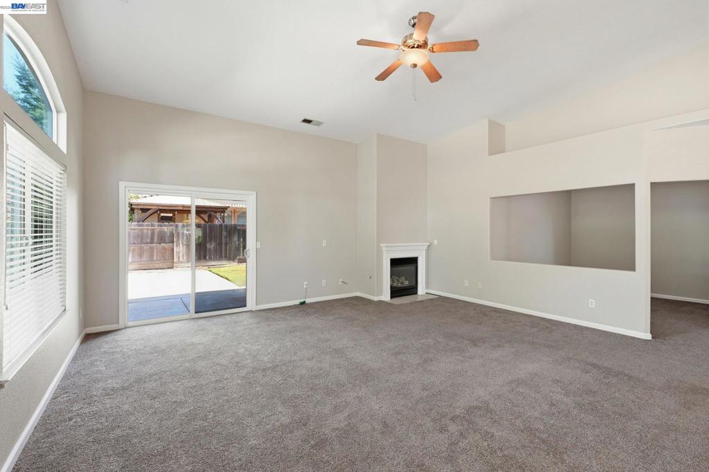 1532 Sophie Ln Property Photo 6
