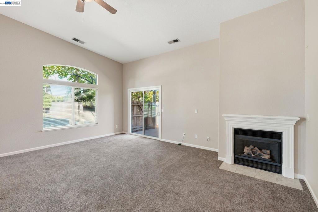 1532 Sophie Ln Property Photo 7