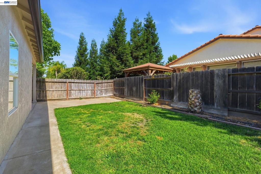 1532 Sophie Ln Property Photo 43