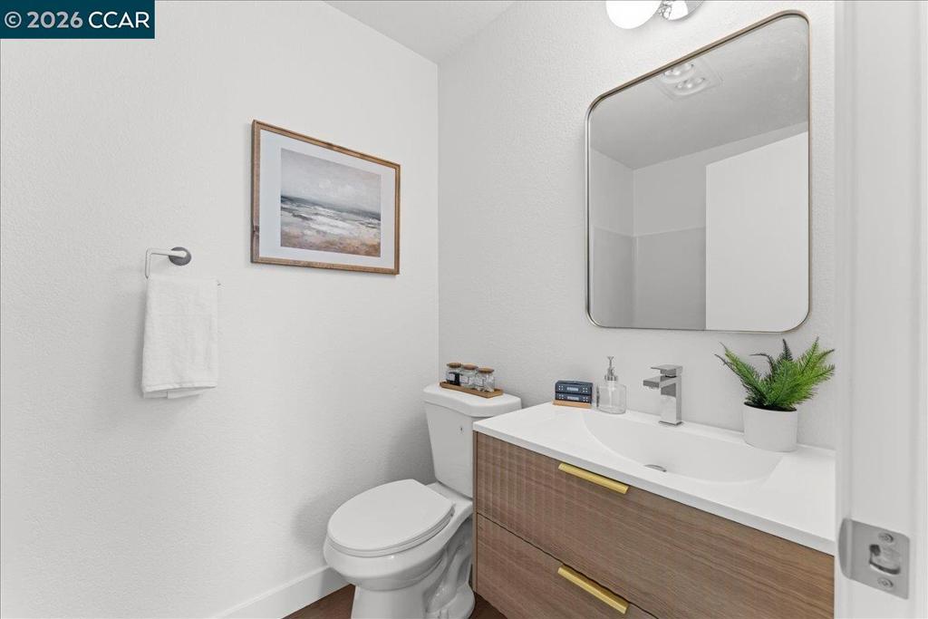 401 Lighthouse Property Photo 11