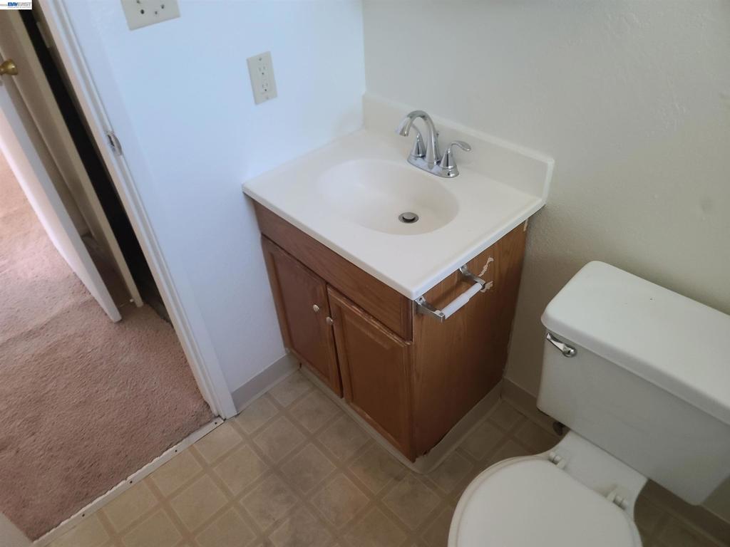 22759 Vermont St Property Photo 20