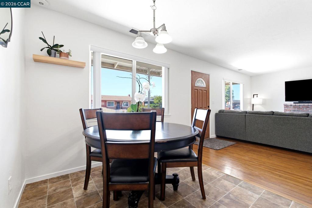 1548 James St Property Photo 8