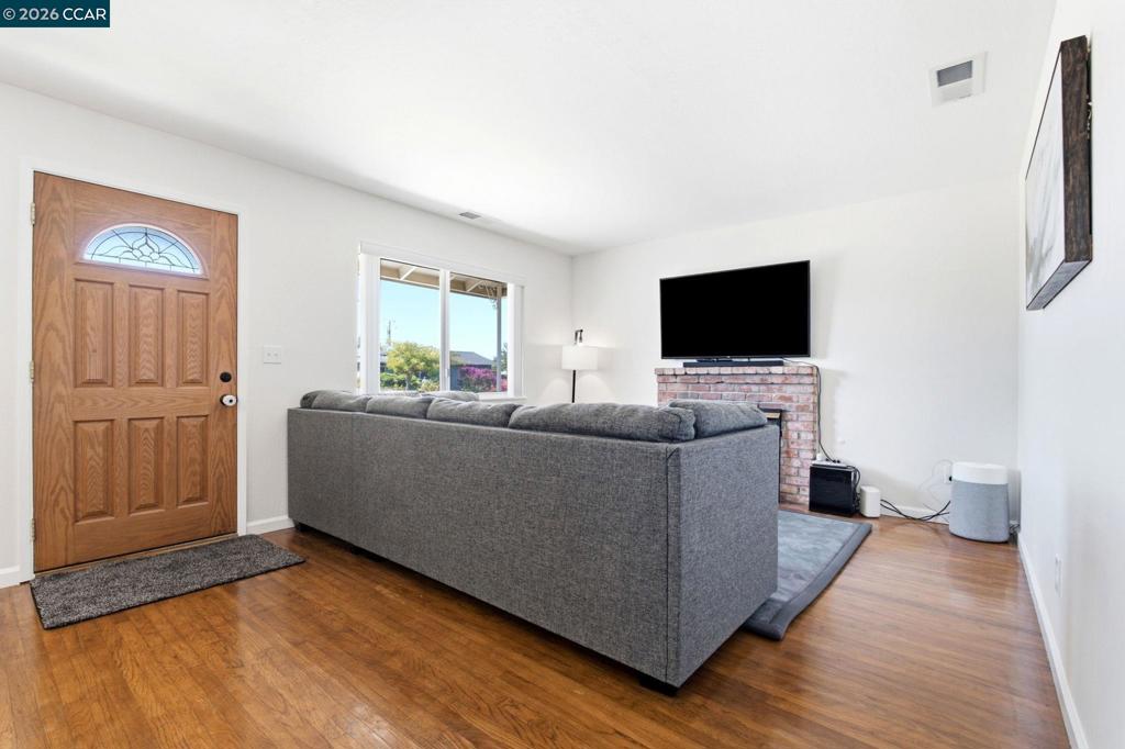 1548 James St Property Photo 12