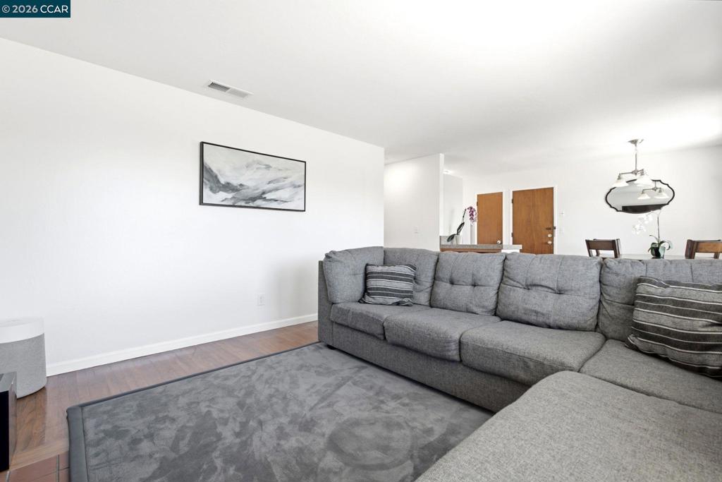 1548 James St Property Photo 13