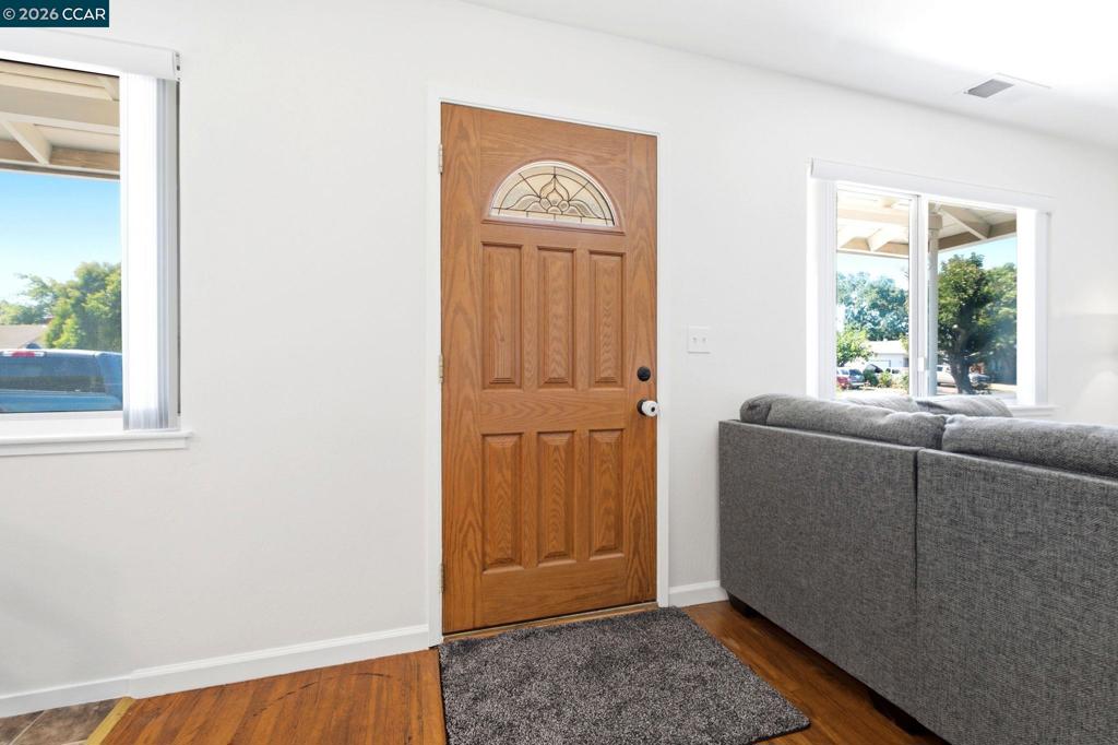 1548 James St Property Photo 15