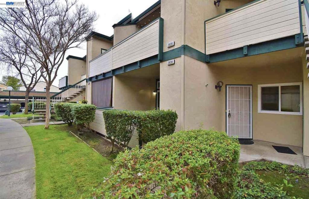 2934 Flint St Property Photo 1