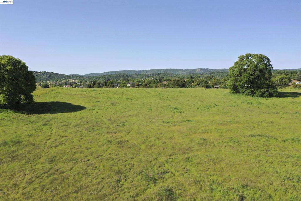 2844 Canoe Property Photo 10