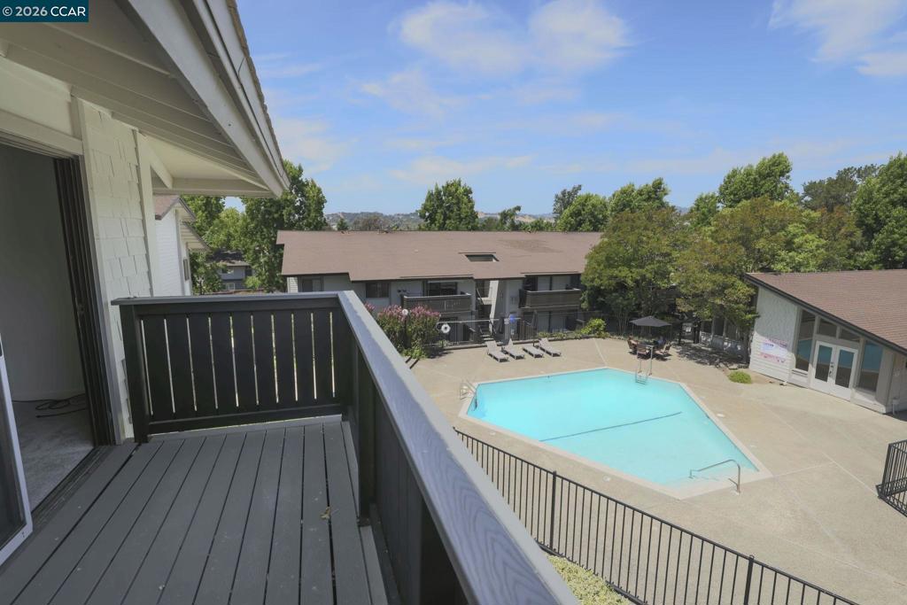 1437 Marchbanks Dr 3 Property Photo 5