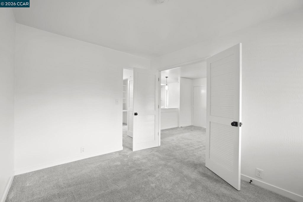 1437 Marchbanks Dr 3 Property Photo 18