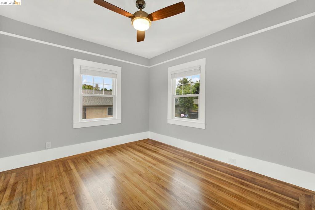 1043 47th St Property Photo 39