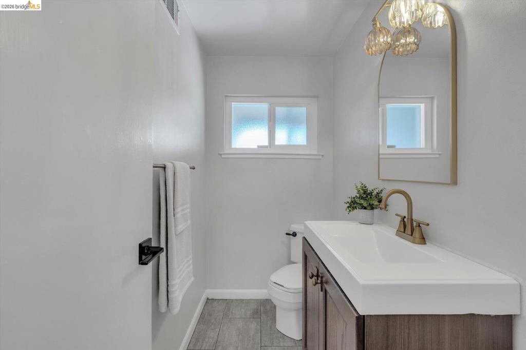 1848 Polk St Property Photo 25