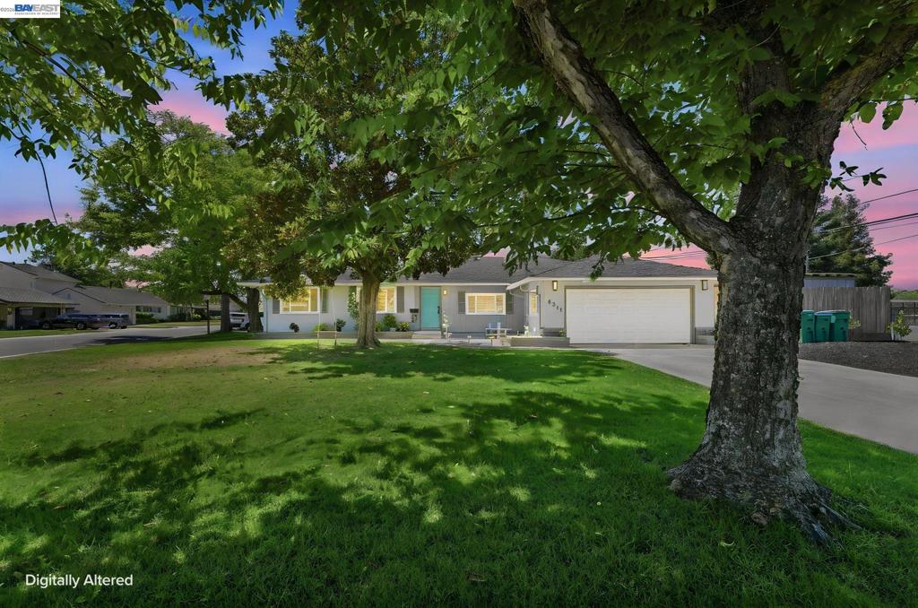 6311 Belmont Pl Property Photo 2