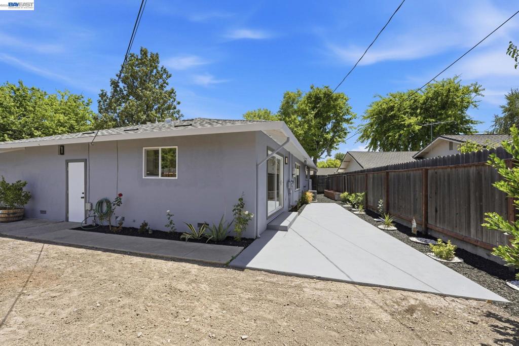 6311 Belmont Pl Property Photo 45