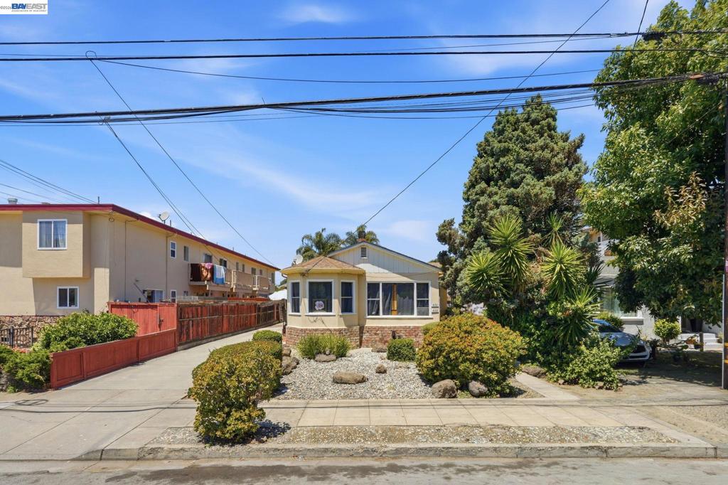 446 Dolores Ave Property Photo