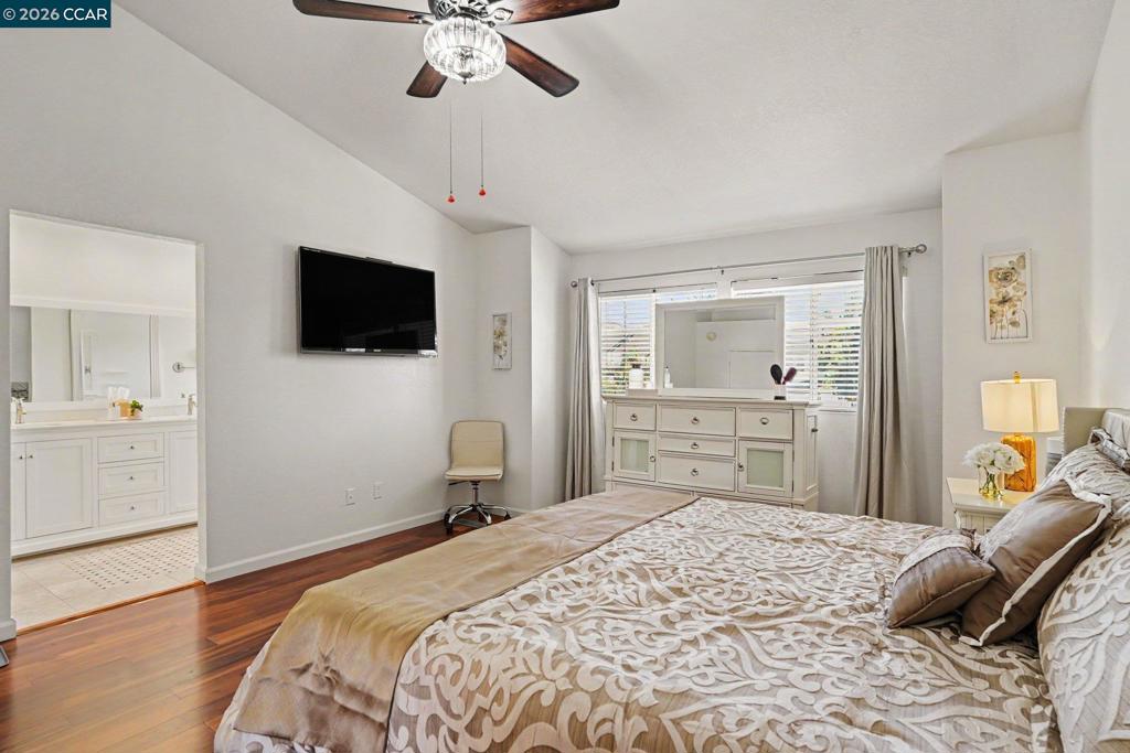 5251 Pebble Glen Dr Property Photo 12