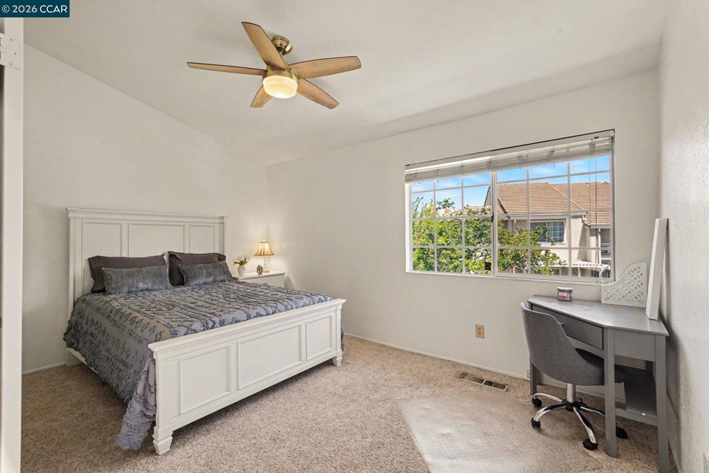 5251 Pebble Glen Dr Property Photo 14