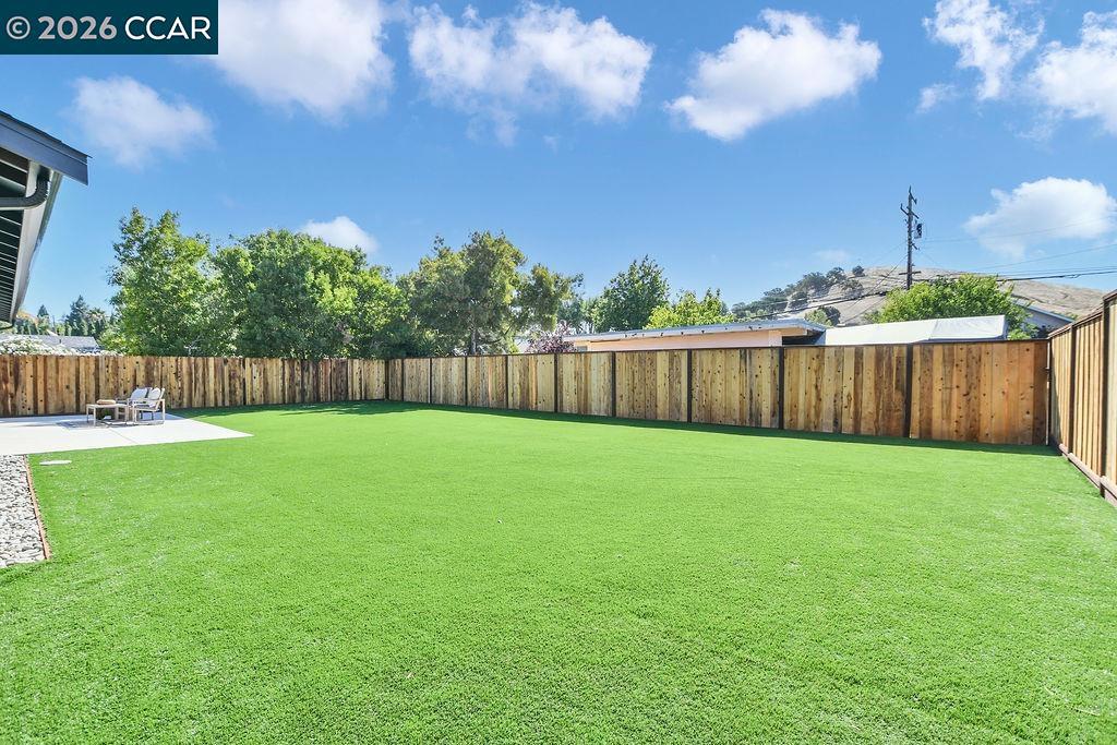 4395 Cabrilho Dr Property Photo 25