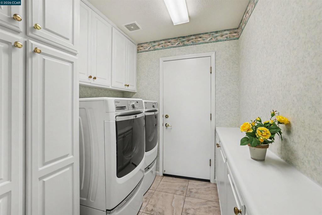 143 Honeygold Ln Property Photo 26