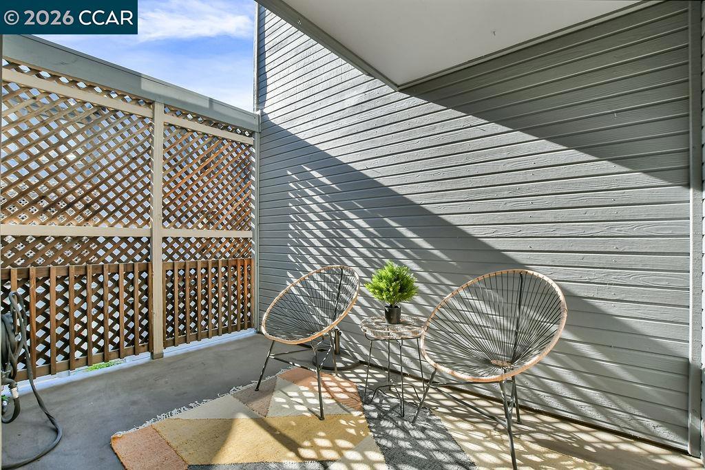 1623 Geary Rd Property Photo 7
