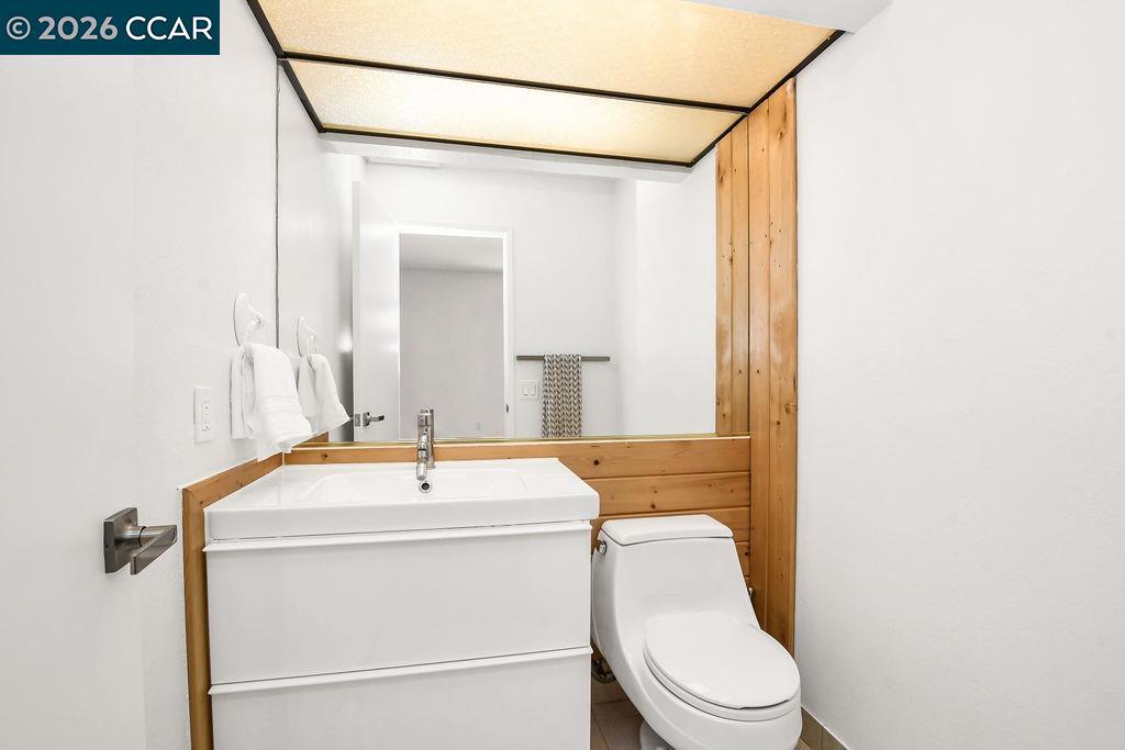 1623 Geary Rd Property Photo 14