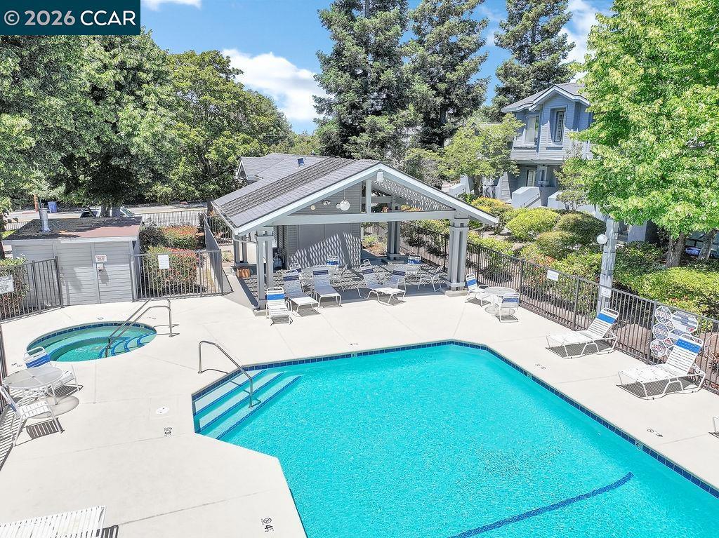 1623 Geary Rd Property Photo 30
