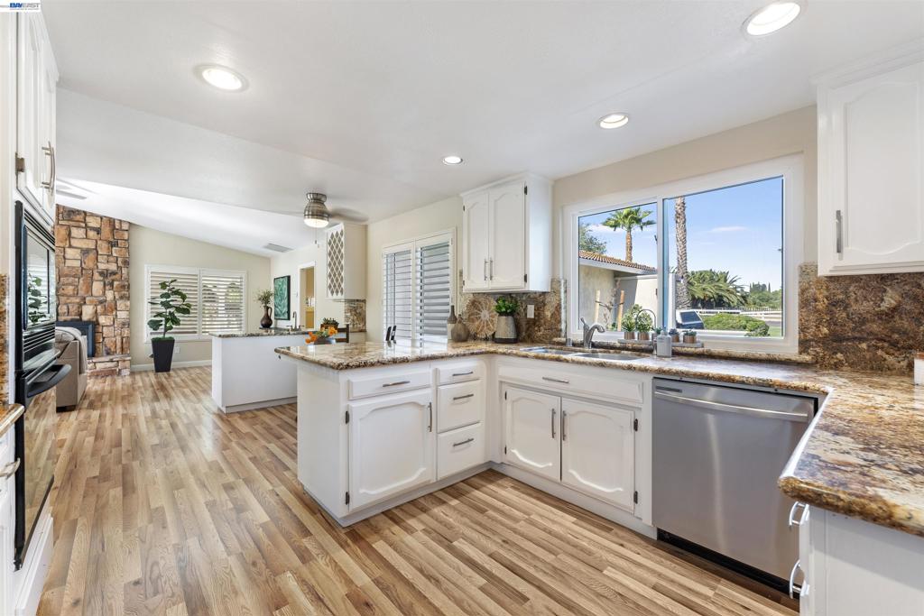 23110 Los Ranchos Dr Property Photo 17