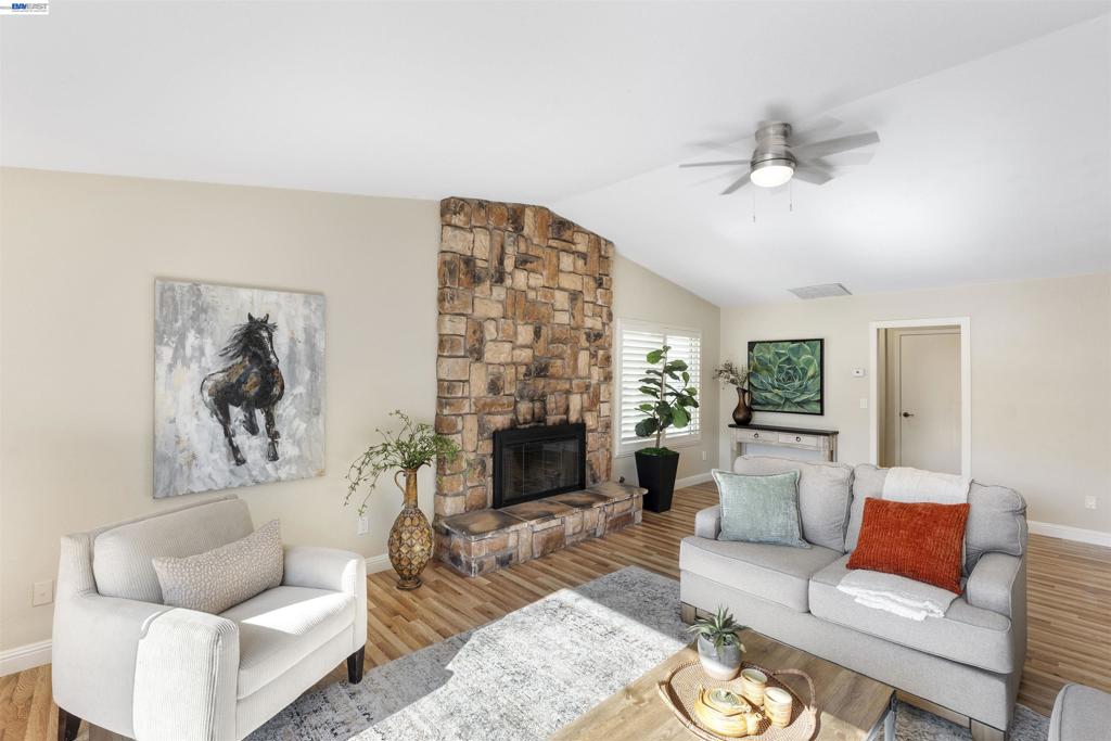 23110 Los Ranchos Dr Property Photo 28