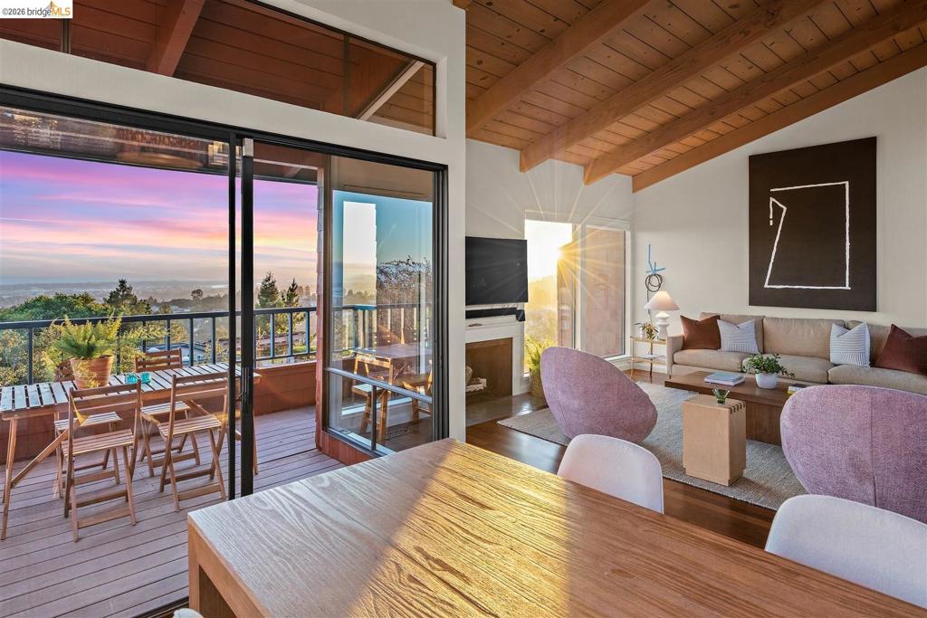 32 Sereno Circle Property Photo 9