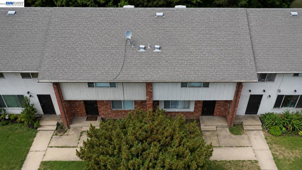 8621 Santa Paula Way Property Photo 2