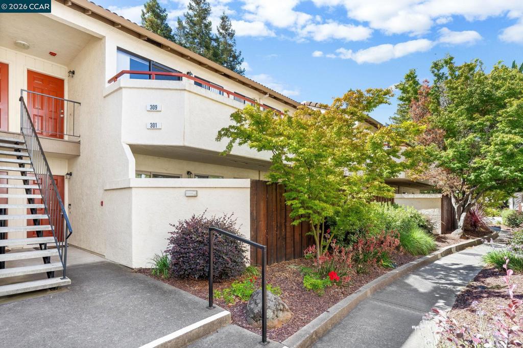 5095 Valley Crest Dr 309 Property Photo 2