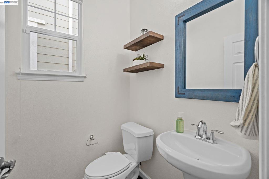663 Falling Star Drive Property Photo 13