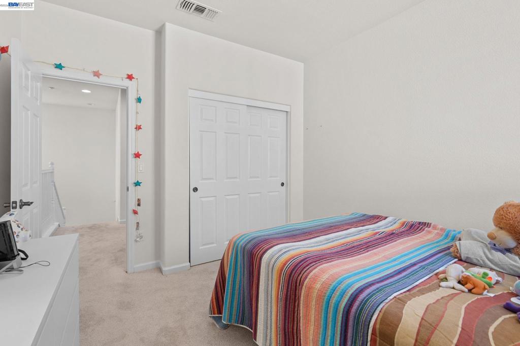 663 Falling Star Drive Property Photo 21