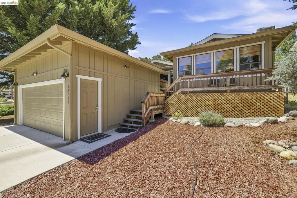 12728 Mount Jefferson St. Property Photo 14