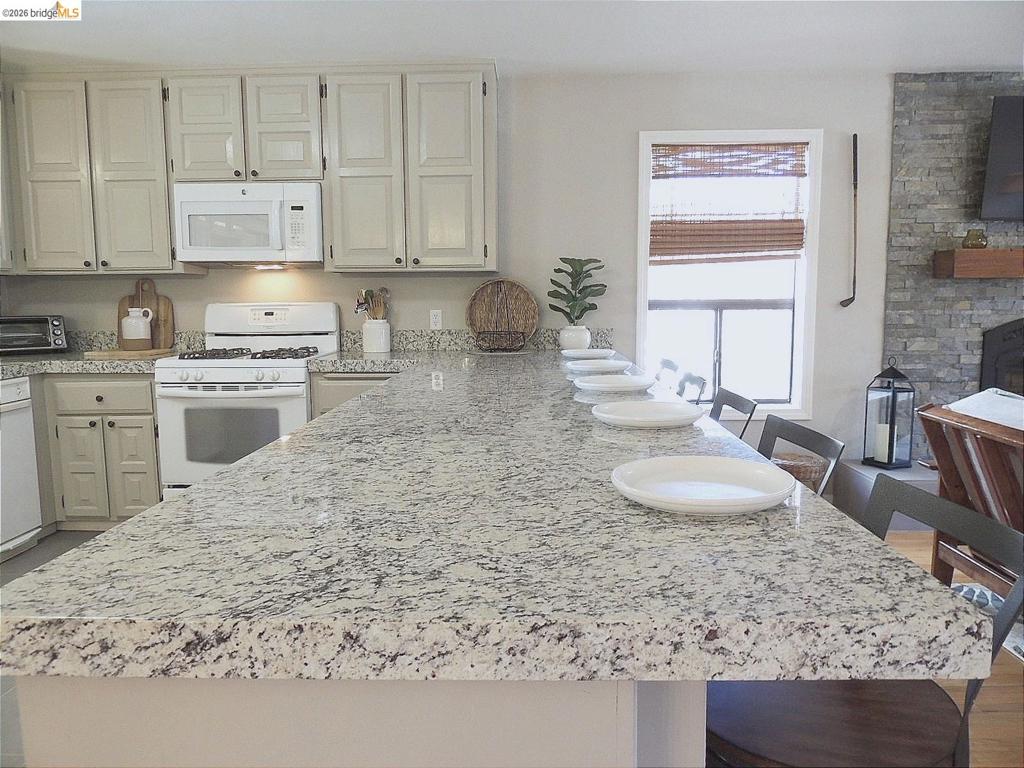 12728 Mount Jefferson St. Property Photo 20