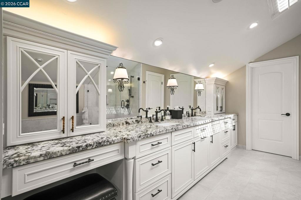 3058 Live Oak Ct Property Photo 43