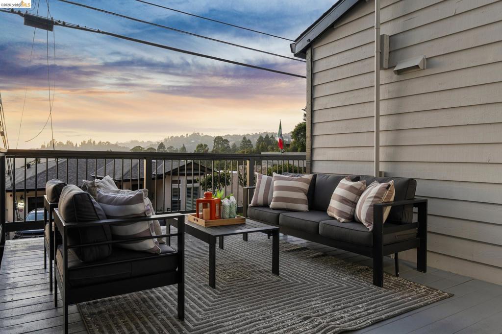 6756 Snake Road Property Photo 46