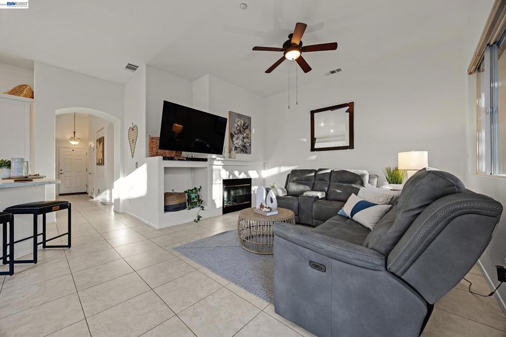 6342 Altamar Circle Property Photo 16