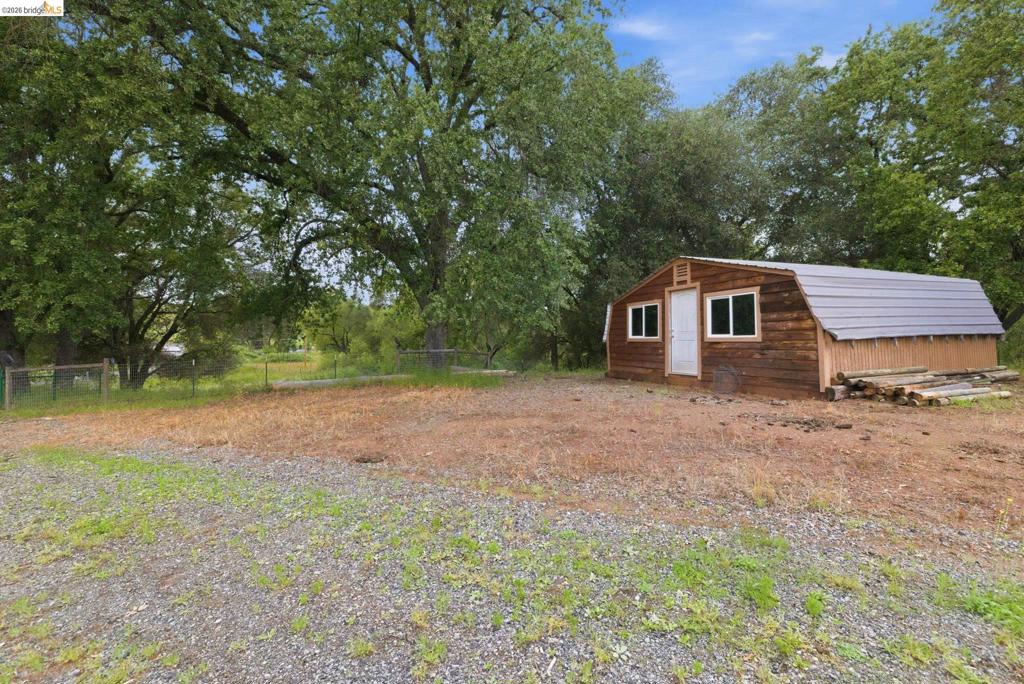 41141505 Property Photo 9