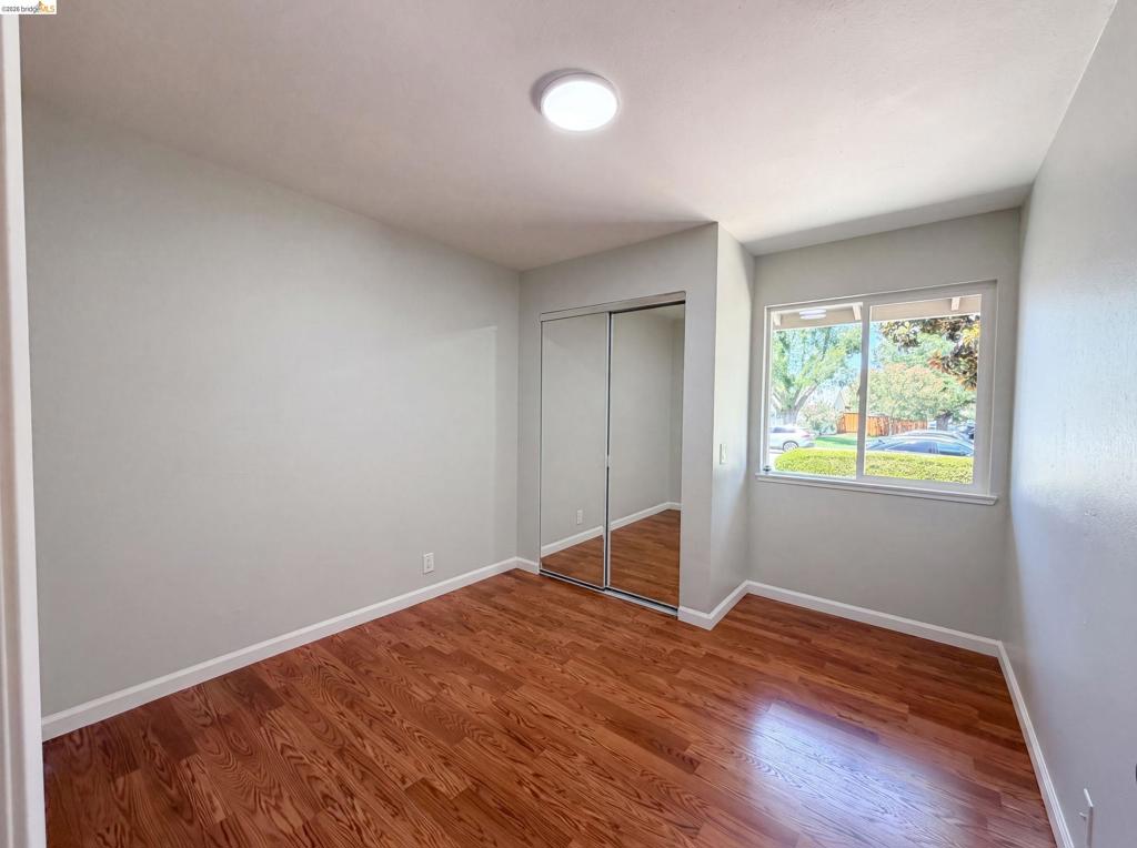 1496 Soccer Ct Property Photo 4