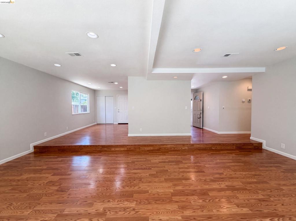 1496 Soccer Ct Property Photo 10
