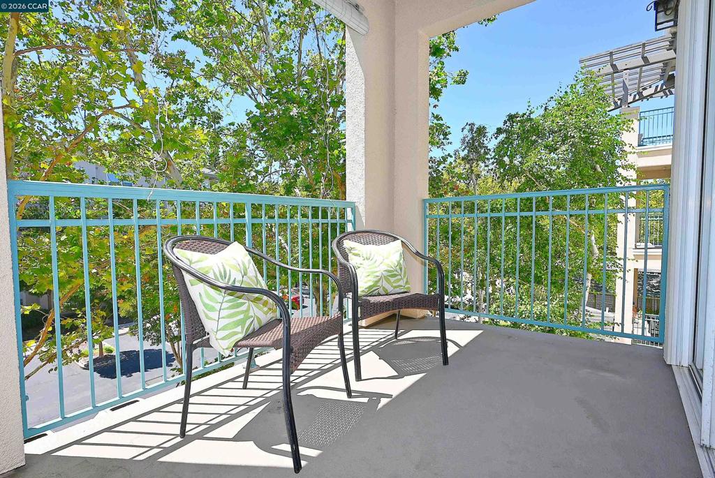 1840 Tice Creek Dr 2345 Property Photo 7