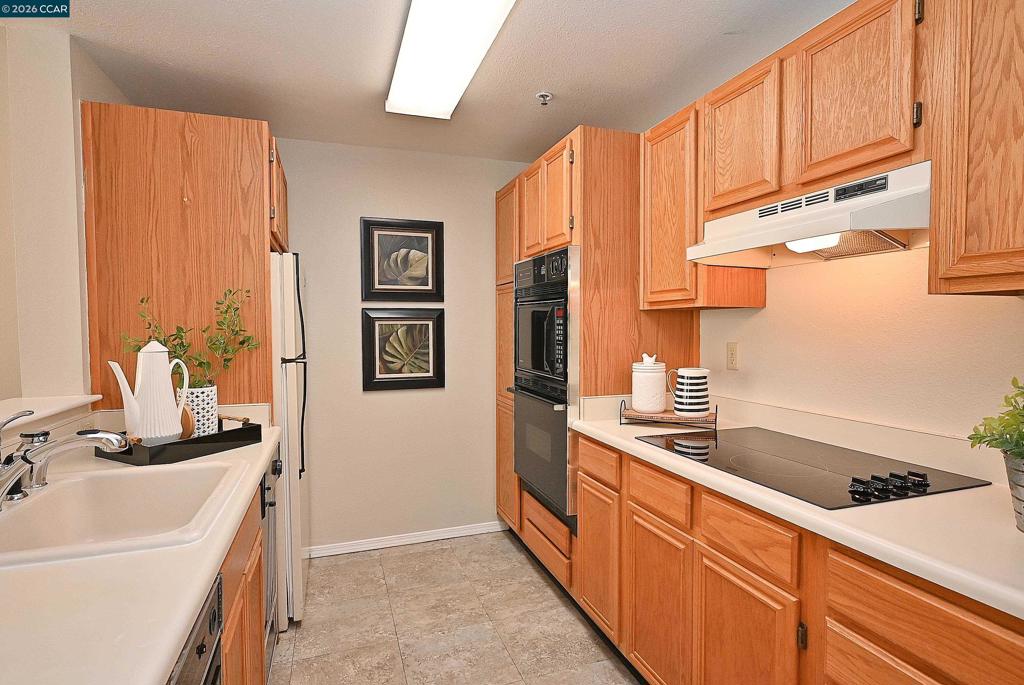 1840 Tice Creek Dr 2345 Property Photo 16