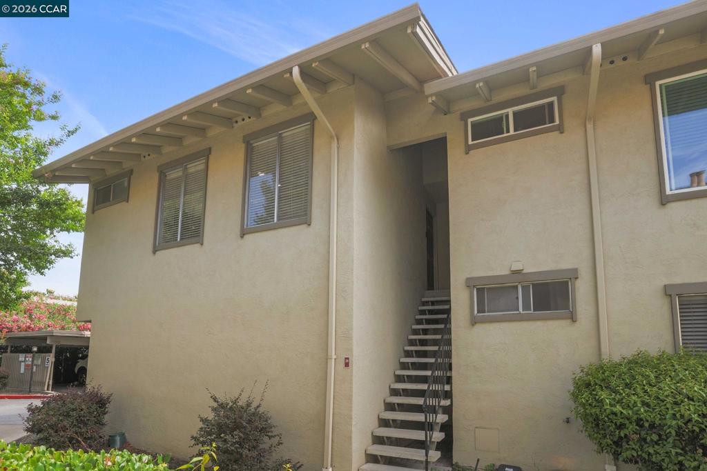 2560 Walnut Blvd 24 Property Photo 17