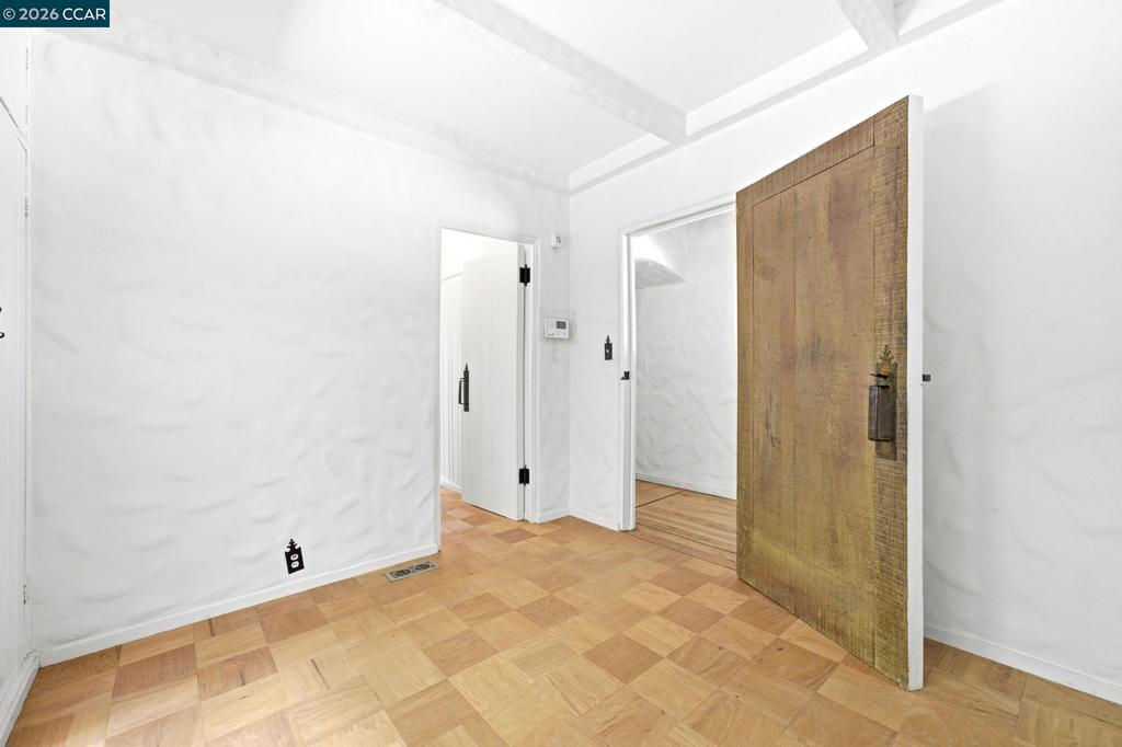 2339 Tice Valley Blvd Property Photo 41