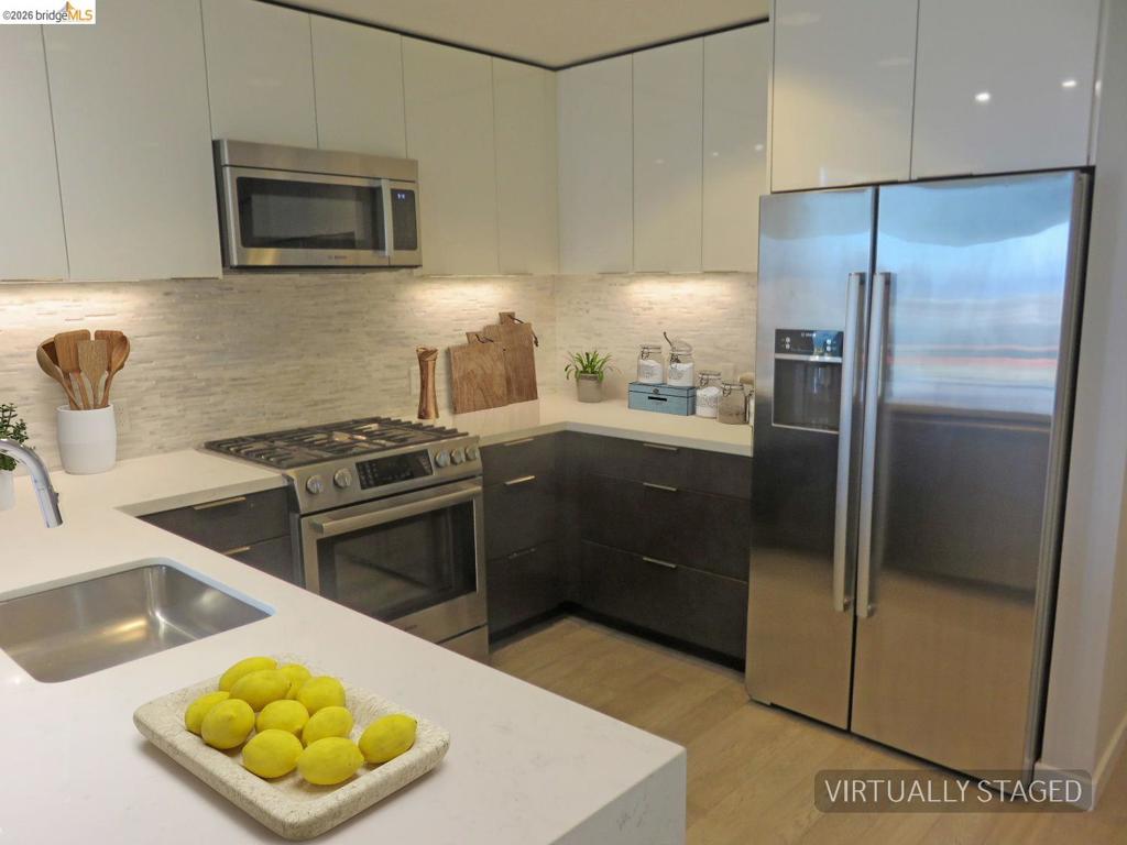 10 Innes Ct 307 Property Photo 7