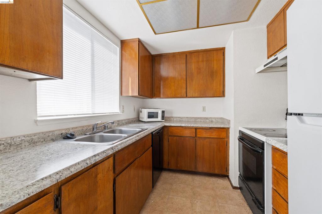 1151 Chadwick Cir Property Photo 6