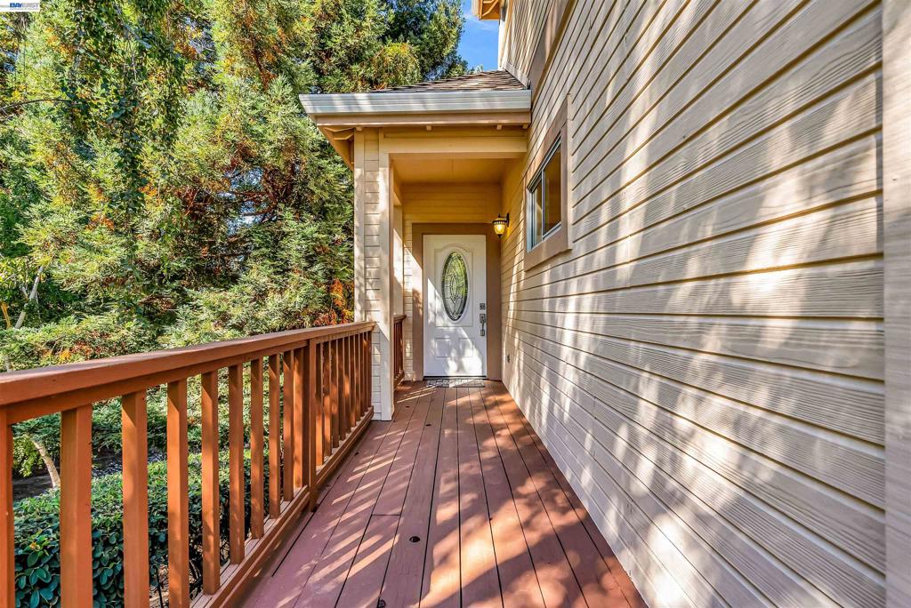 23661 Glenbrook Lane Property Photo 11