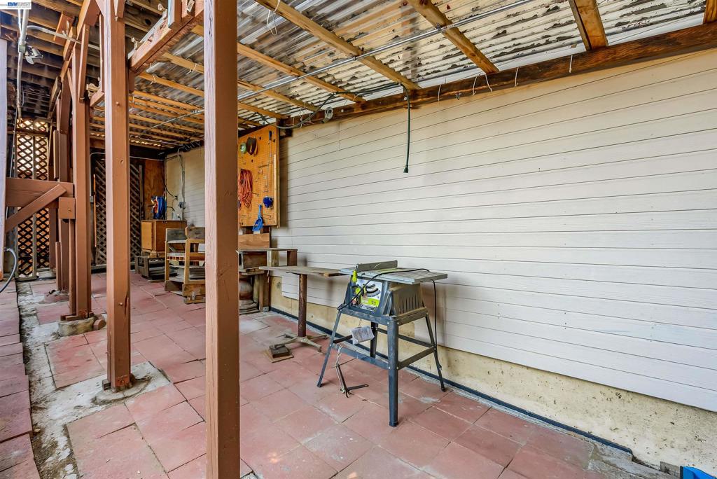 23661 Glenbrook Lane Property Photo 89